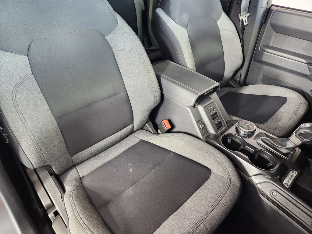 Used 2025 Ford Bronco 4-Door AWD/4WD image 11