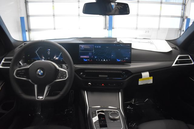 New 2026 BMW 330i xDrive Sedan w/ M Sport Package AWD/4WD image 5