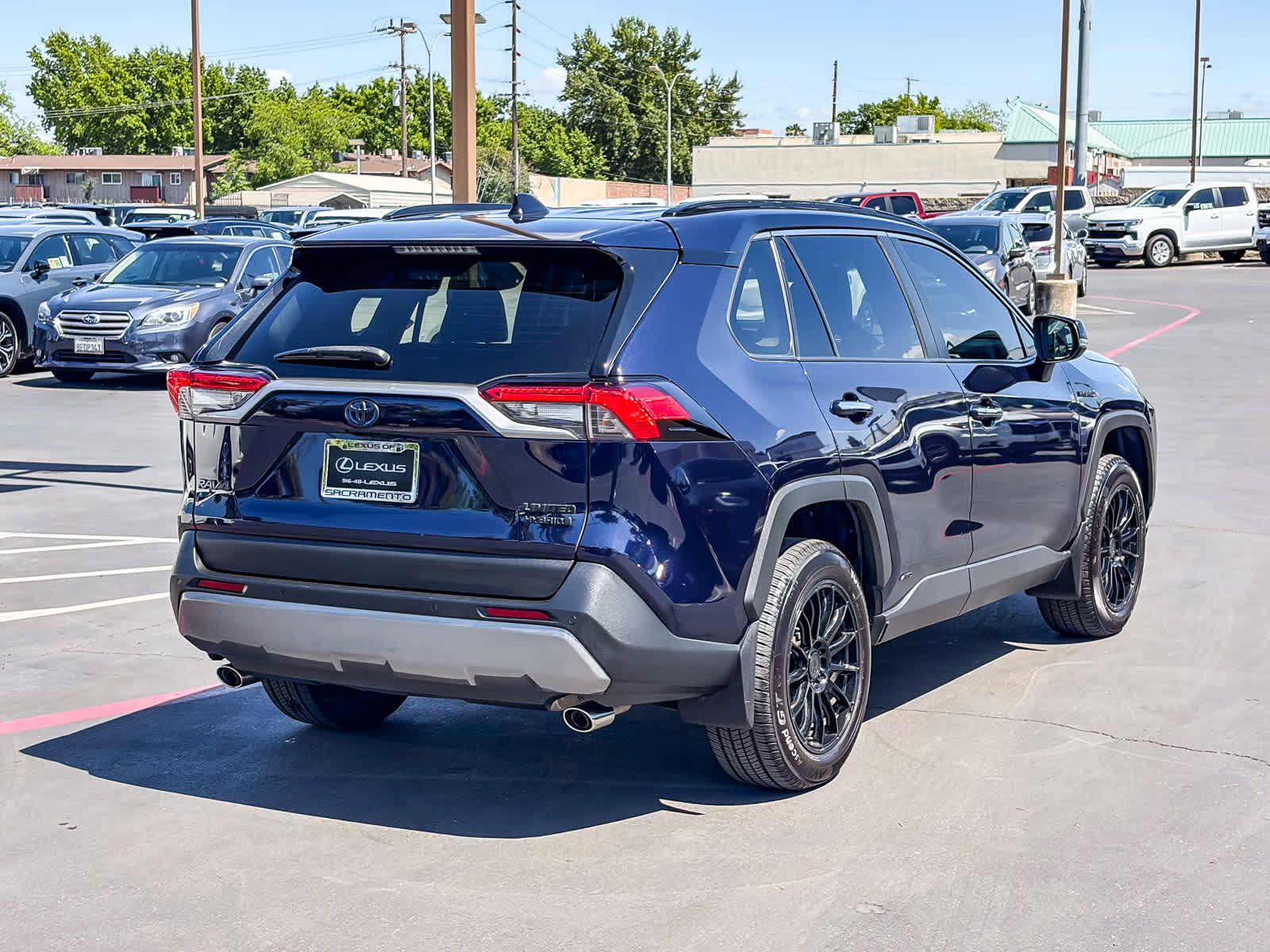 Used 2020 Toyota RAV4 Limited w/ Limited Grade Weather Package image 4