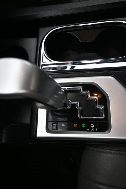 Used 2019 Toyota Tundra Limited image 17