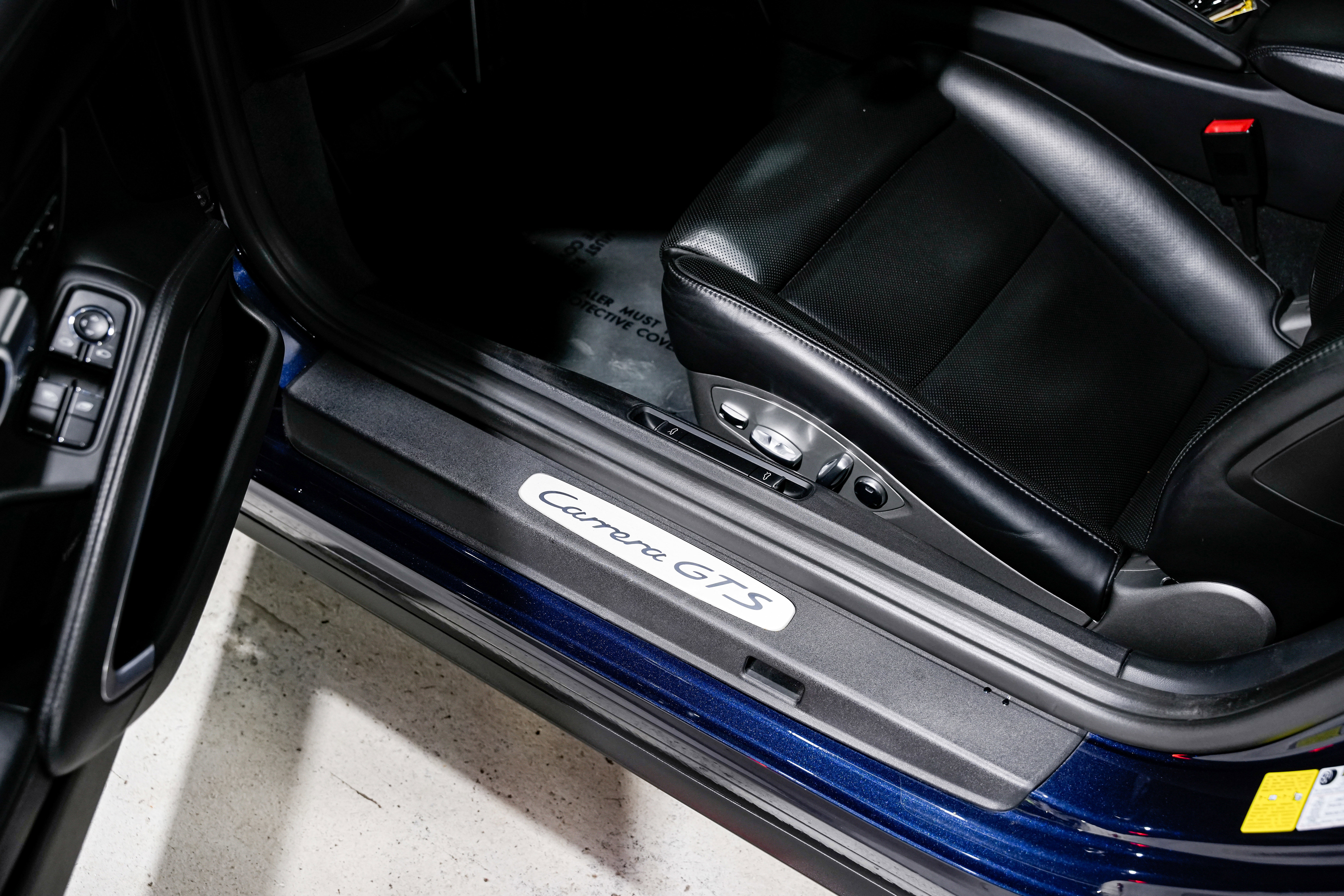 Used 2019 Porsche 911 Carrera GTS RWD image 28