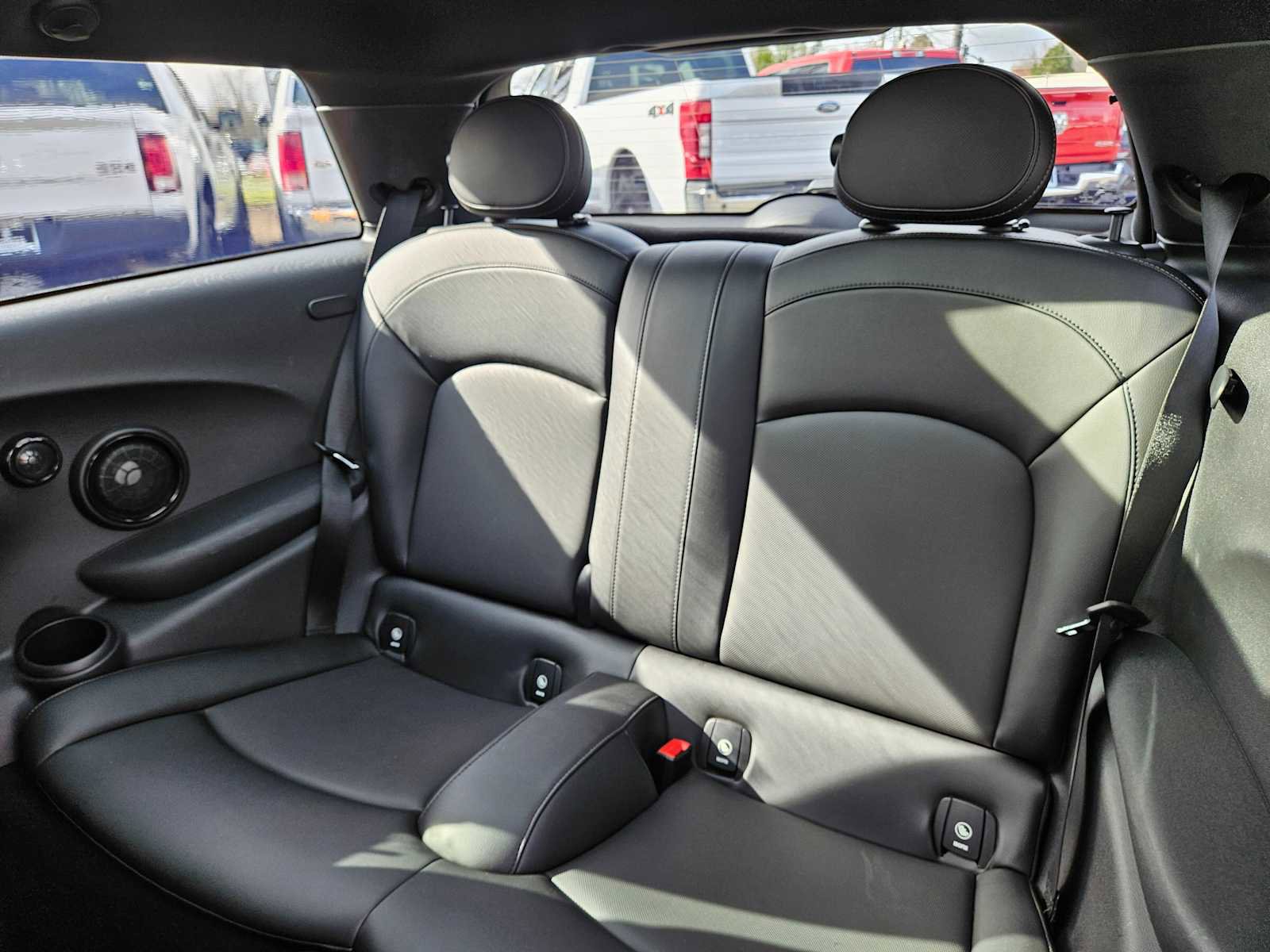 Used 2016 MINI Cooper S image 19