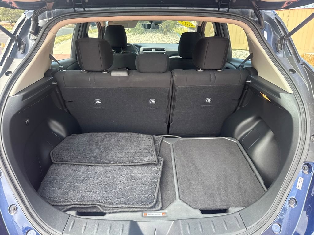 Used 2023 Nissan Leaf S w/ Protection Package image 7