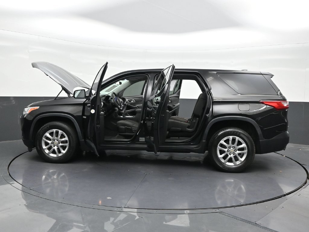 Used 2019 Chevrolet Traverse LS FWD image 33