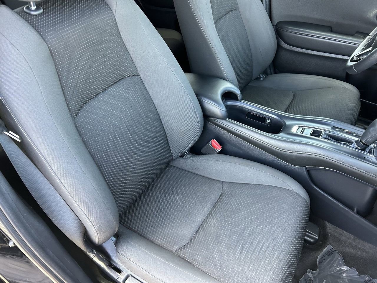 Used 2022 Honda HR-V Sport image 11