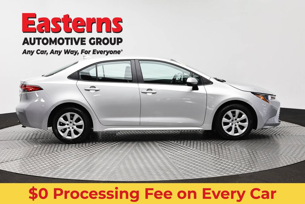 Used 2024 Toyota Corolla LE FWD image 4