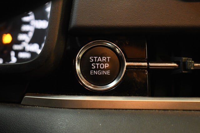 Used 2024 Mitsubishi Outlander SE AWD/4WD image 37