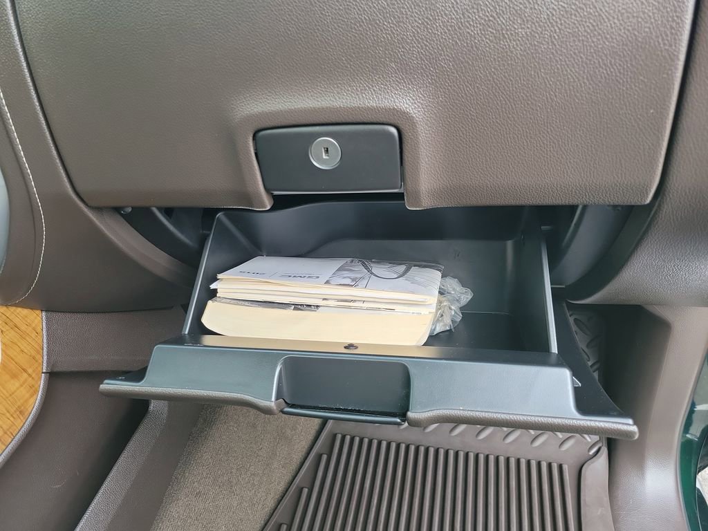 Used 2015 GMC Sierra 1500 SLT w/ SLT Preferred Package image 31