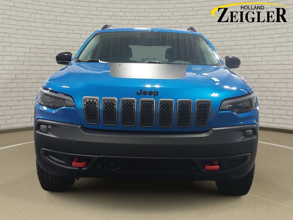 Used 2023 Jeep Cherokee Trailhawk w/ Trailer Tow Group AWD/4WD image 2