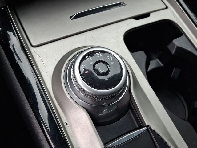 Used 2022 Ford Explorer ST-Line AWD/4WD image 17