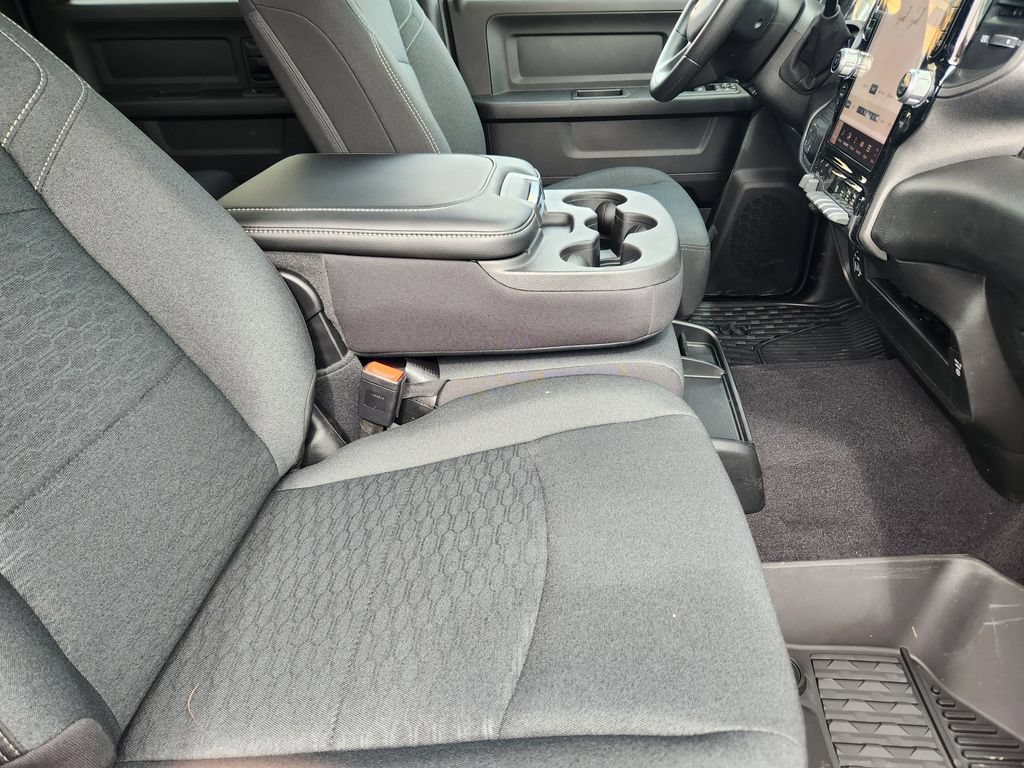 New 2026 RAM 2500 Tradesman AWD/4WD image 11