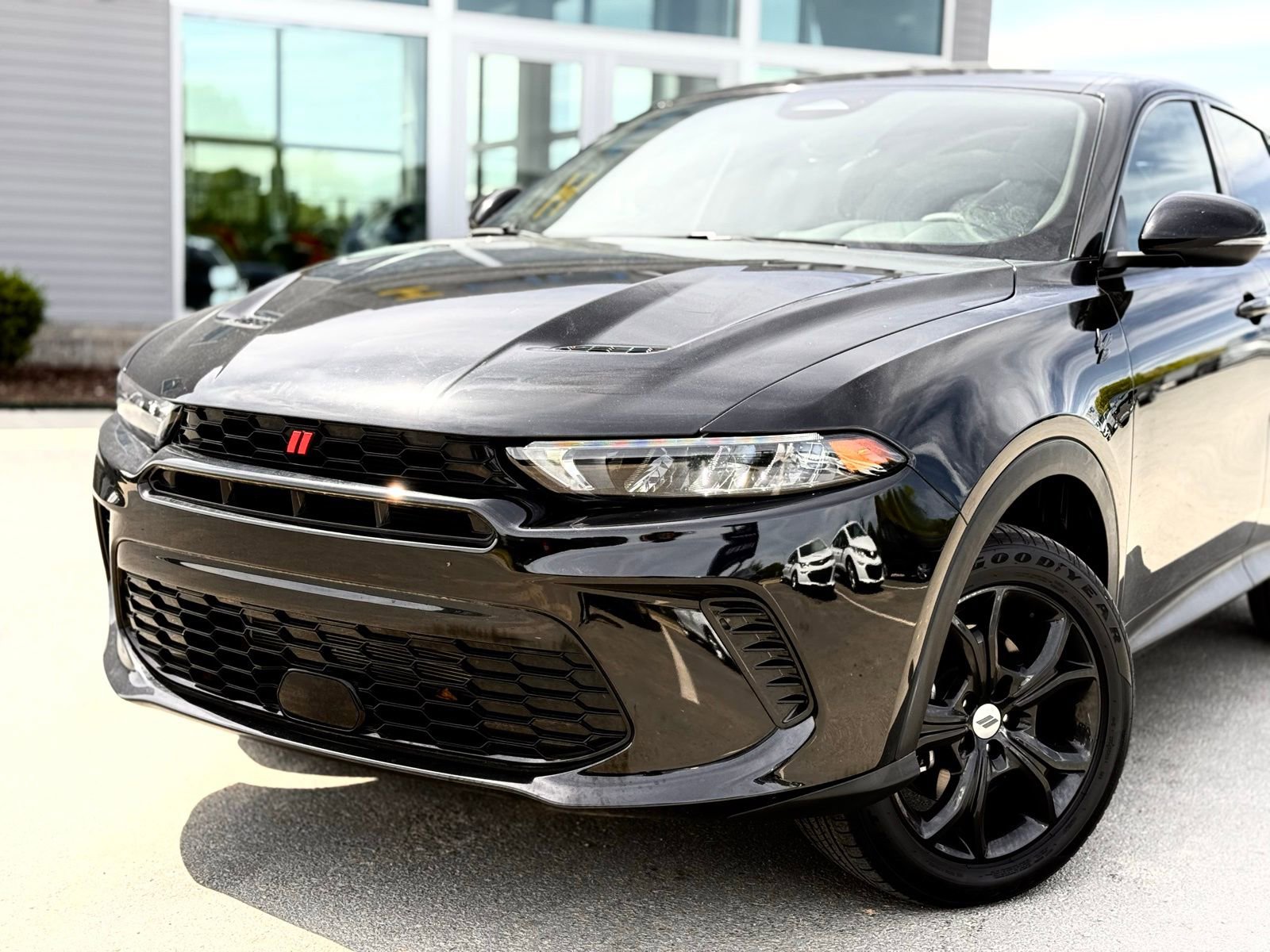 Used 2024 Dodge Hornet GT w/ GT Blacktop Package image 2