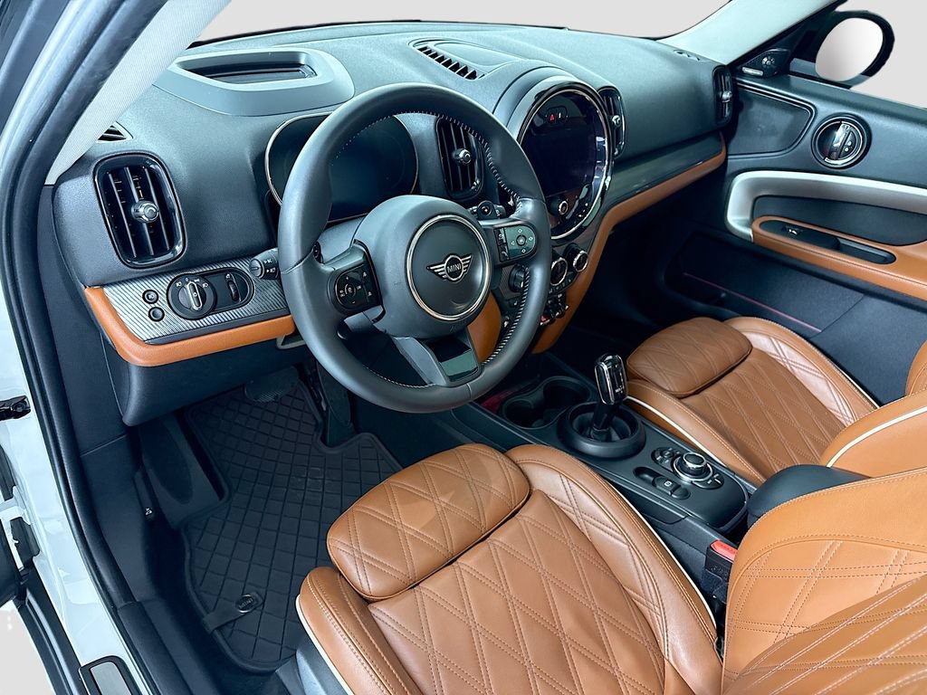 Certified 2024 MINI Cooper Countryman S FWD image 9
