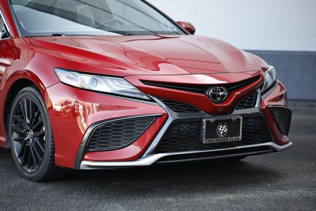 Used 2021 Toyota Camry XSE w/ Navigation Package image 2