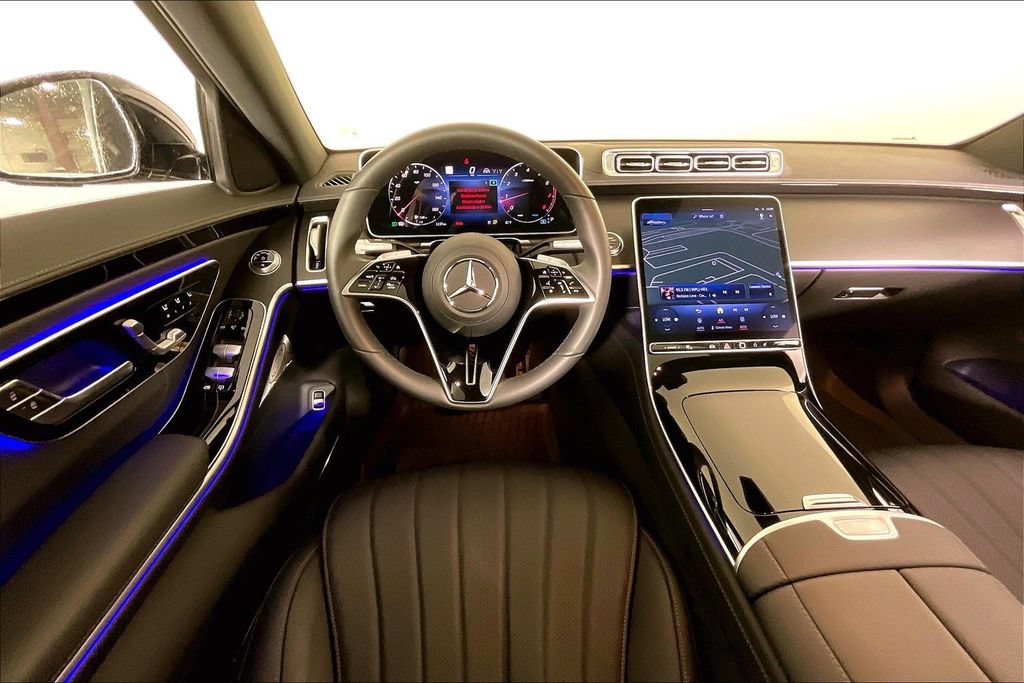 Certified 2025 Mercedes-Benz S 500 4MATIC image 5