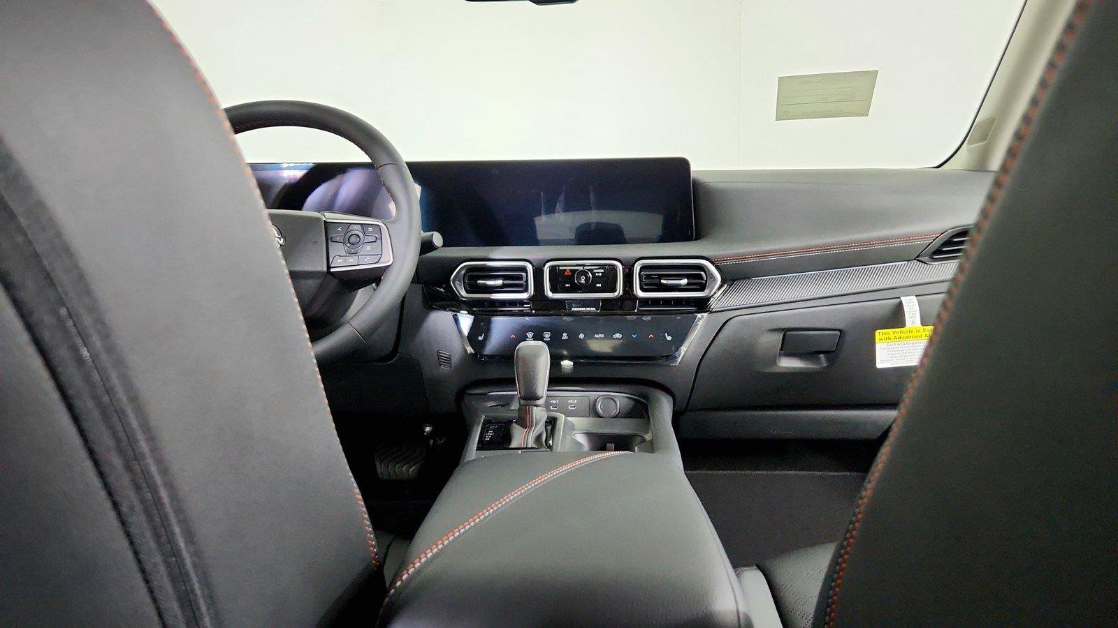 New 2027 Nissan Sentra SR w/ SR Premium Package FWD image 22