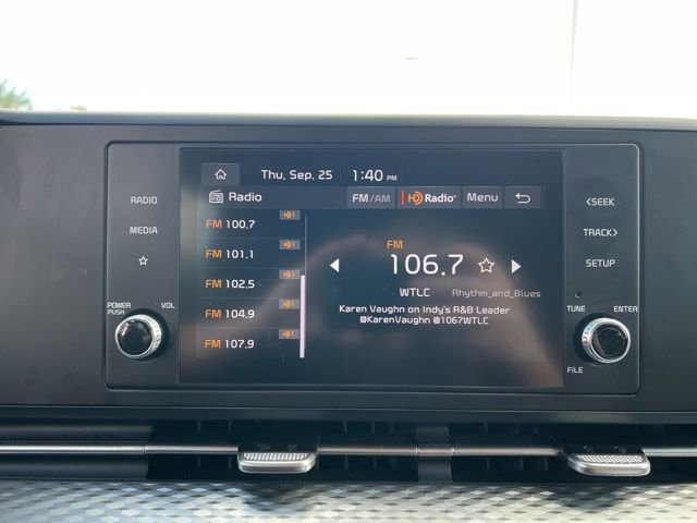 Certified 2024 Kia Carnival LX image 19