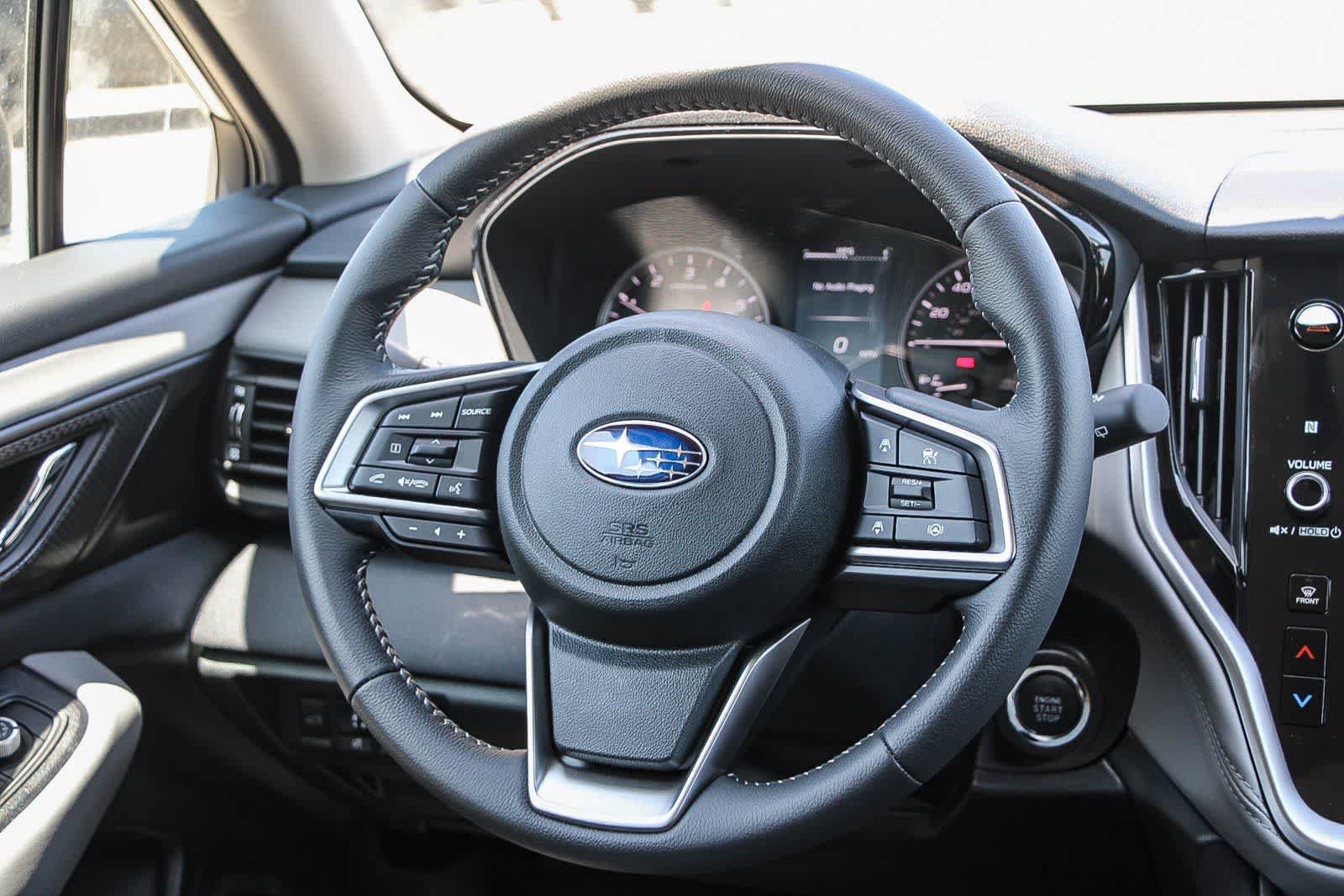 Used 2025 Subaru Outback Premium AWD/4WD image 15