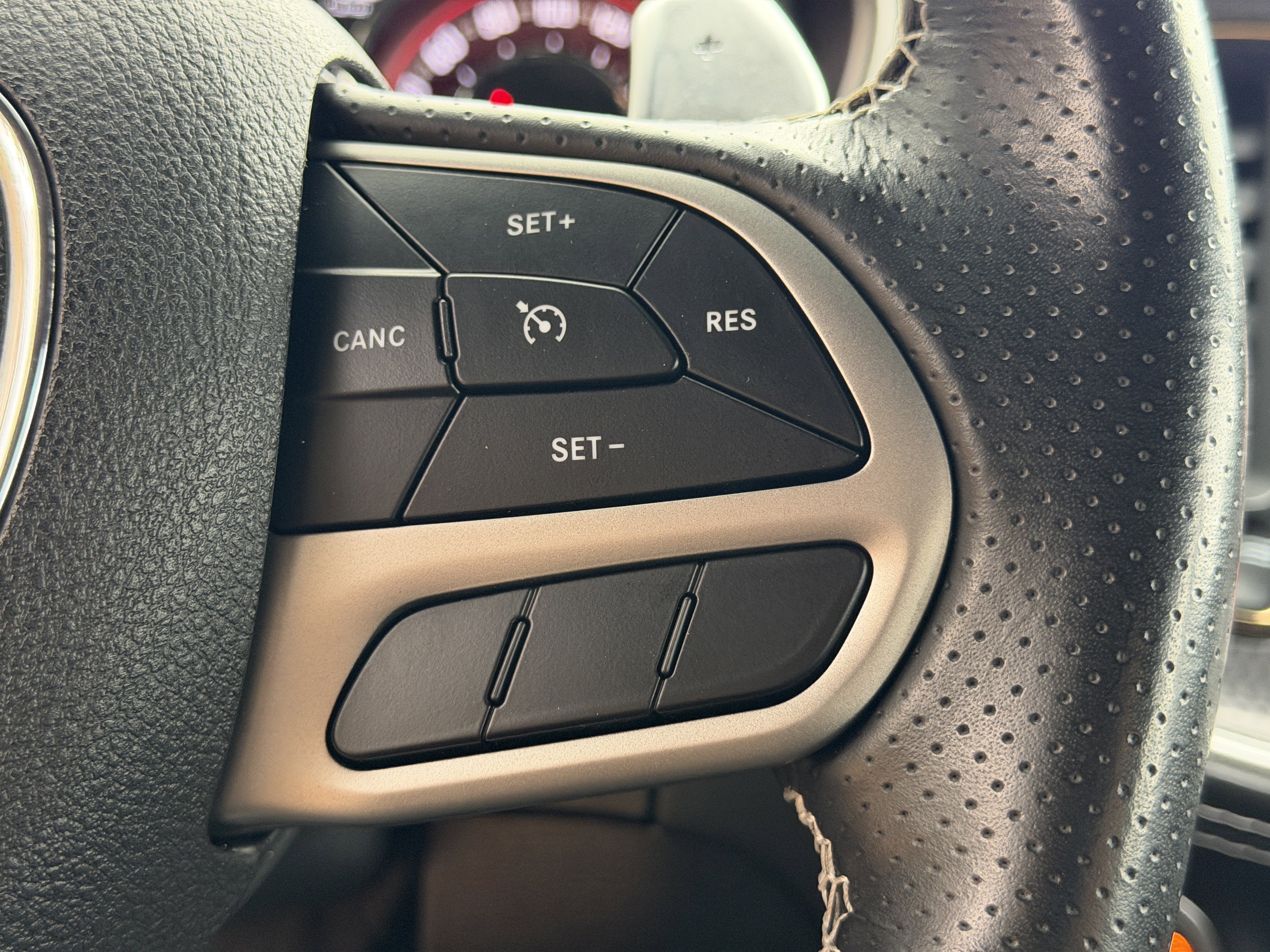 Used 2022 Dodge Challenger SRT Hellcat w/ Plus Package image 33