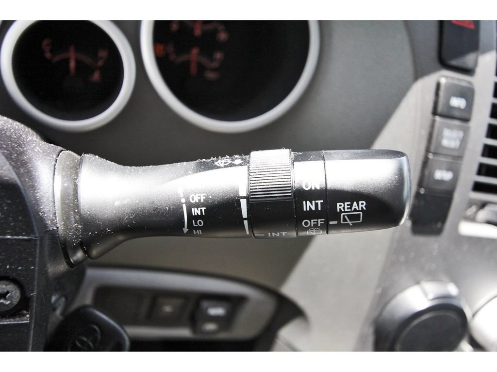 Used 2014 Toyota Sequoia SR5 RWD image 9