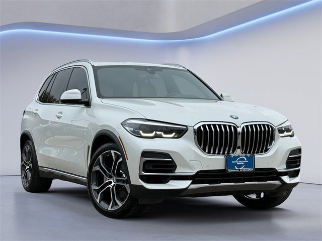 Used 2022 BMW X5 sDrive40i w/ Luxury Seating Package image 1