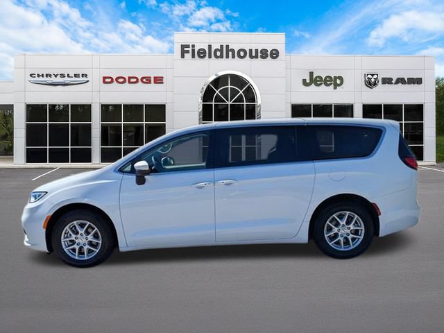 Used 2023 Chrysler Pacifica Touring-L FWD image 16