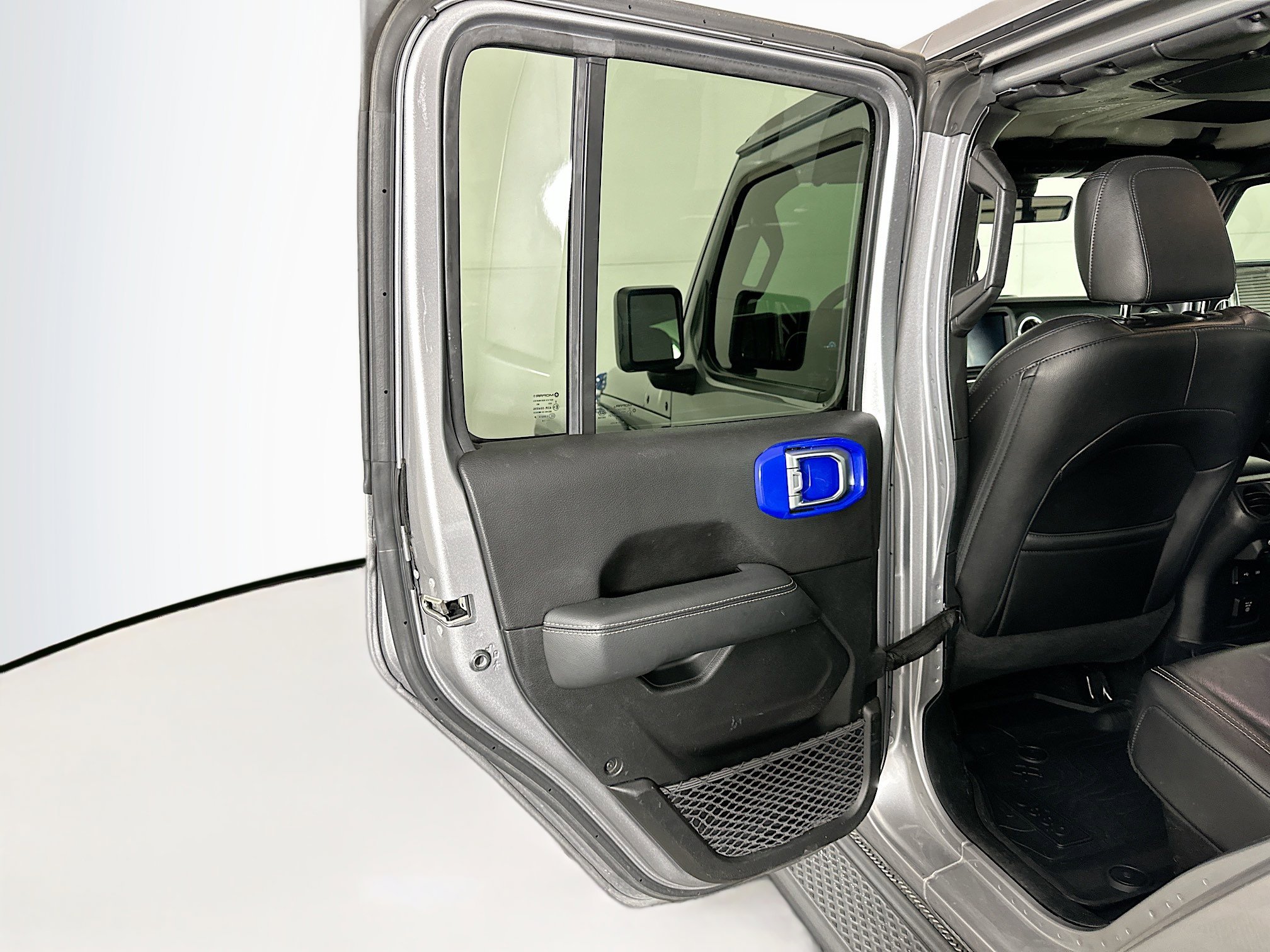 Used 2020 Jeep Gladiator Overland AWD/4WD image 26