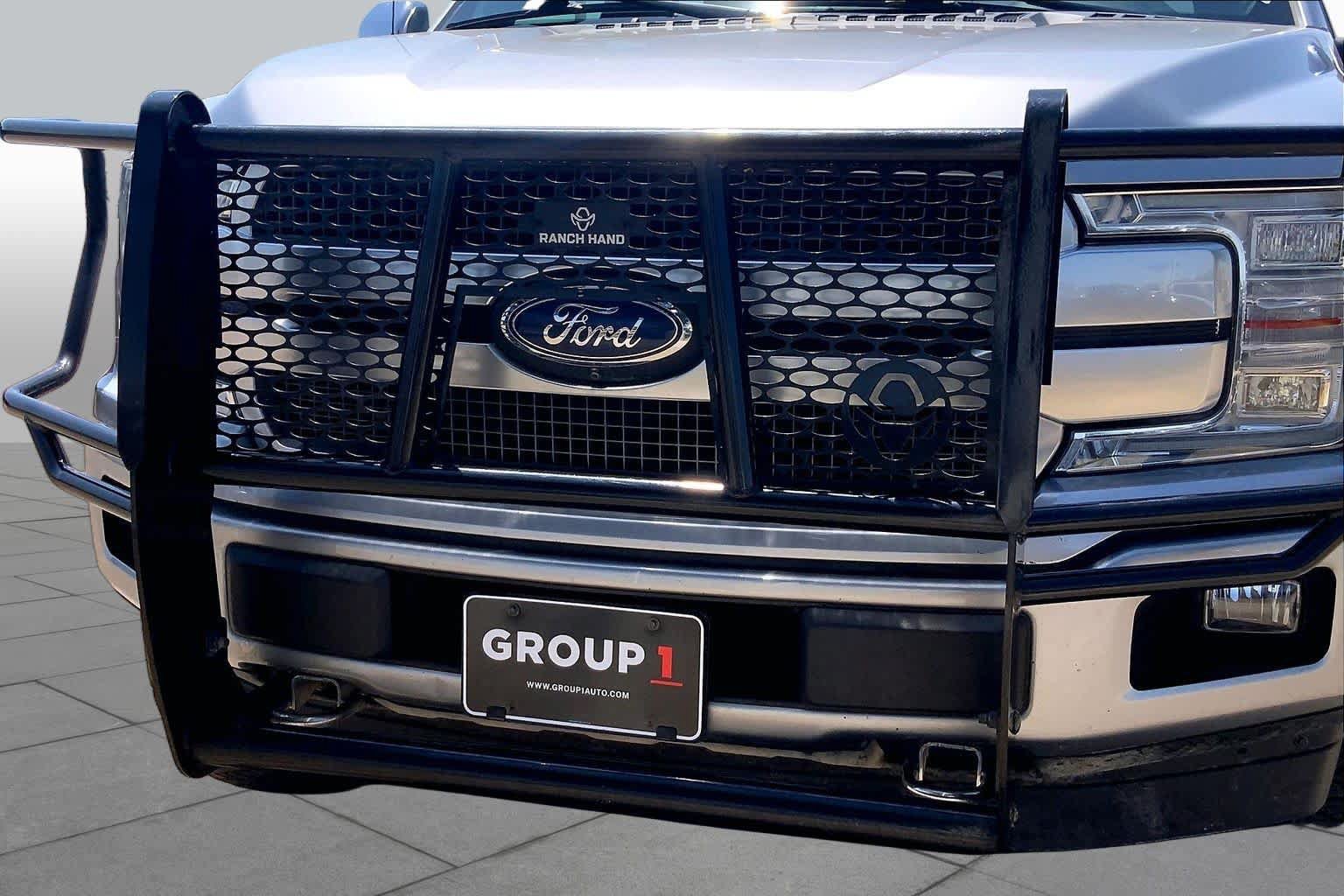 Used 2020 Ford F150 Platinum w/ Equipment Group 701A Luxury AWD/4WD image 30