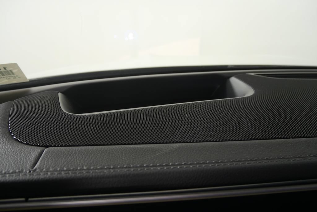 Used 2022 Mercedes-Benz GLS 450 4MATIC image 19