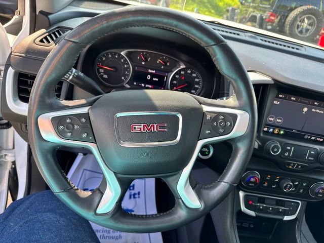 Used 2022 GMC Terrain SLT w/ Tech Package AWD/4WD image 14