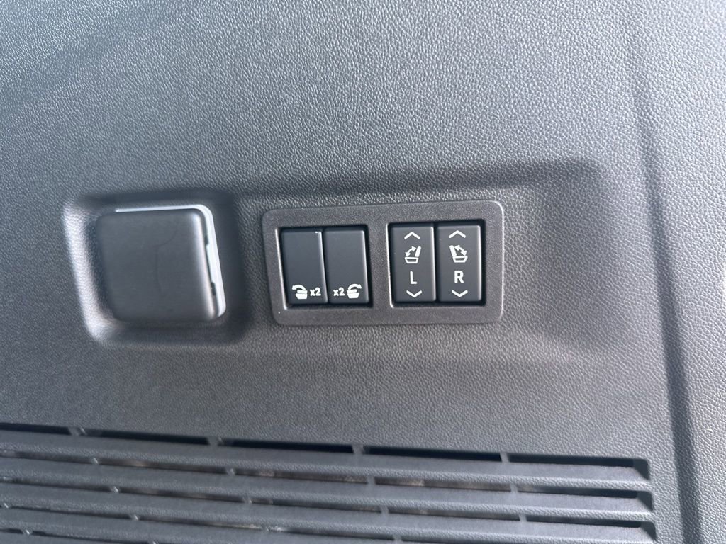 New 2026 Chevrolet Suburban Premier w/ Sun And Tow Package image 45