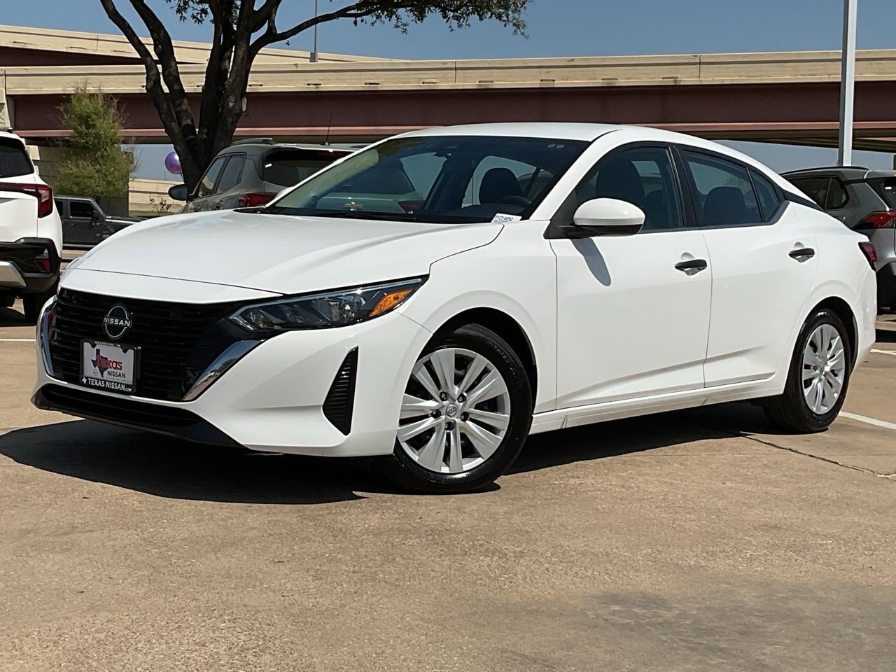 Used 2025 Nissan Sentra S image 2