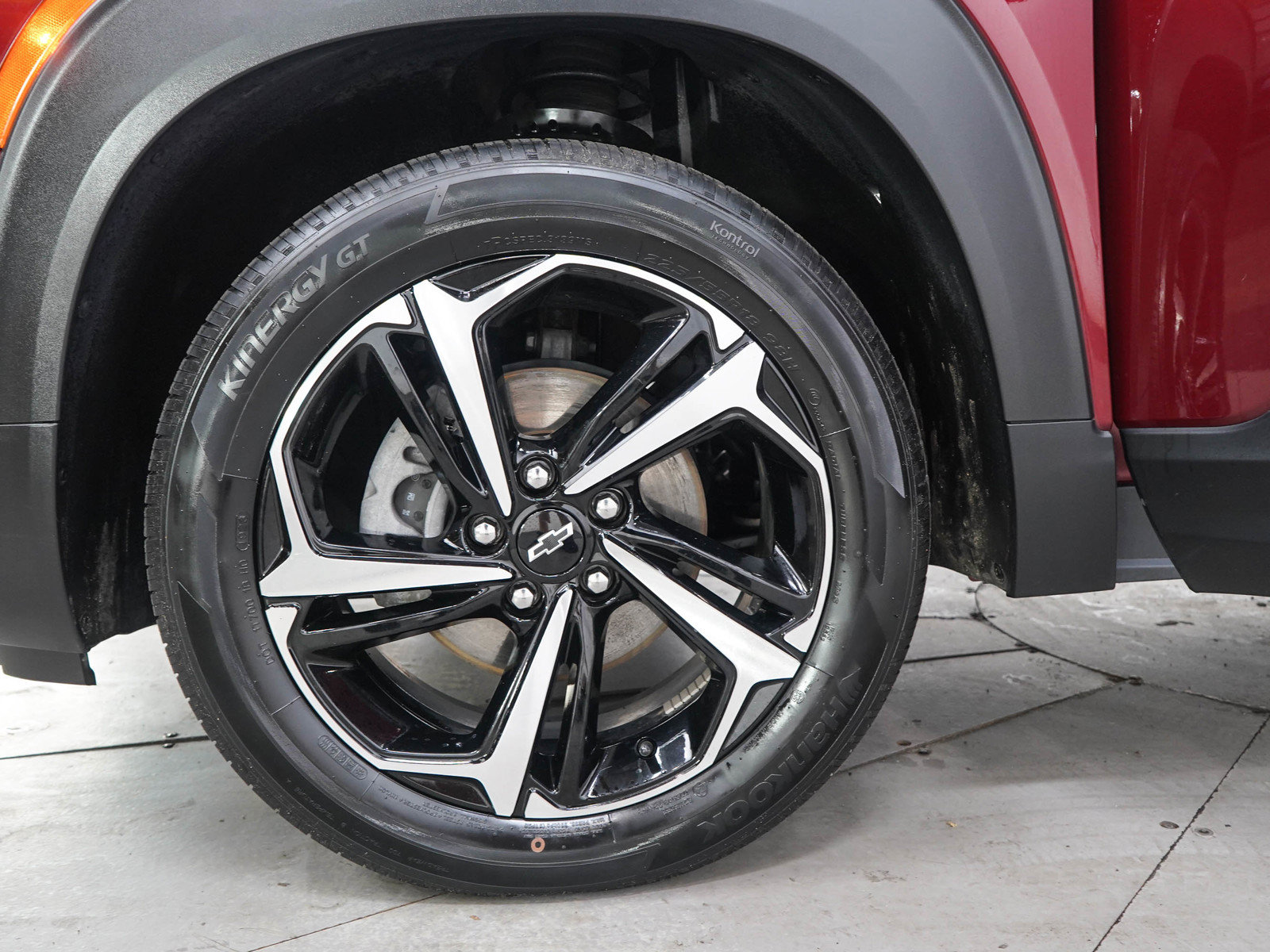 Used 2023 Chevrolet TrailBlazer RS w/ Convenience Package AWD/4WD image 28