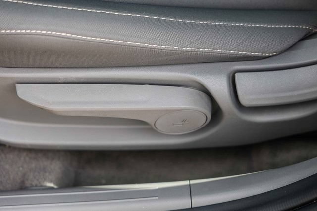 Certified 2025 Hyundai Elantra Sport FWD image 25