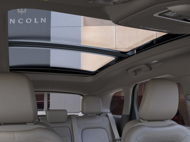 New 2024 Lincoln Corsair Grand Touring w/ Rear Removable Package Tray AWD/4WD image 22