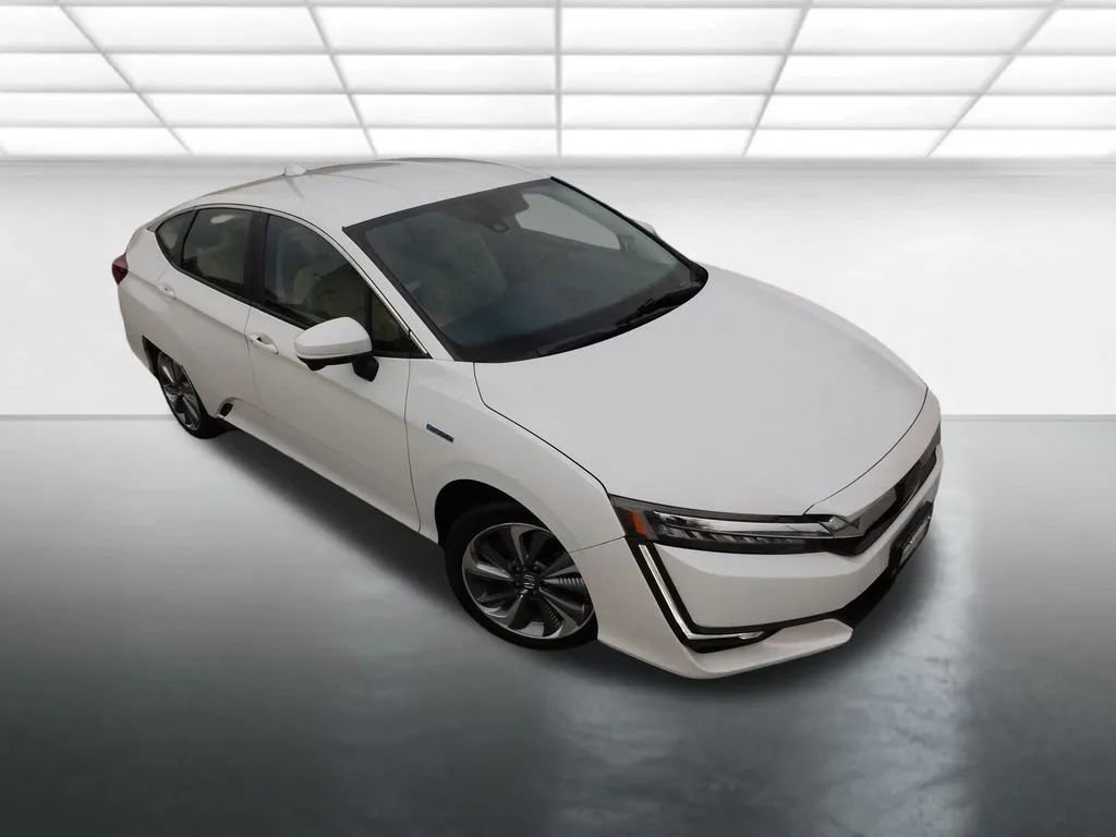 Used 2018 Honda Clarity Touring image 2