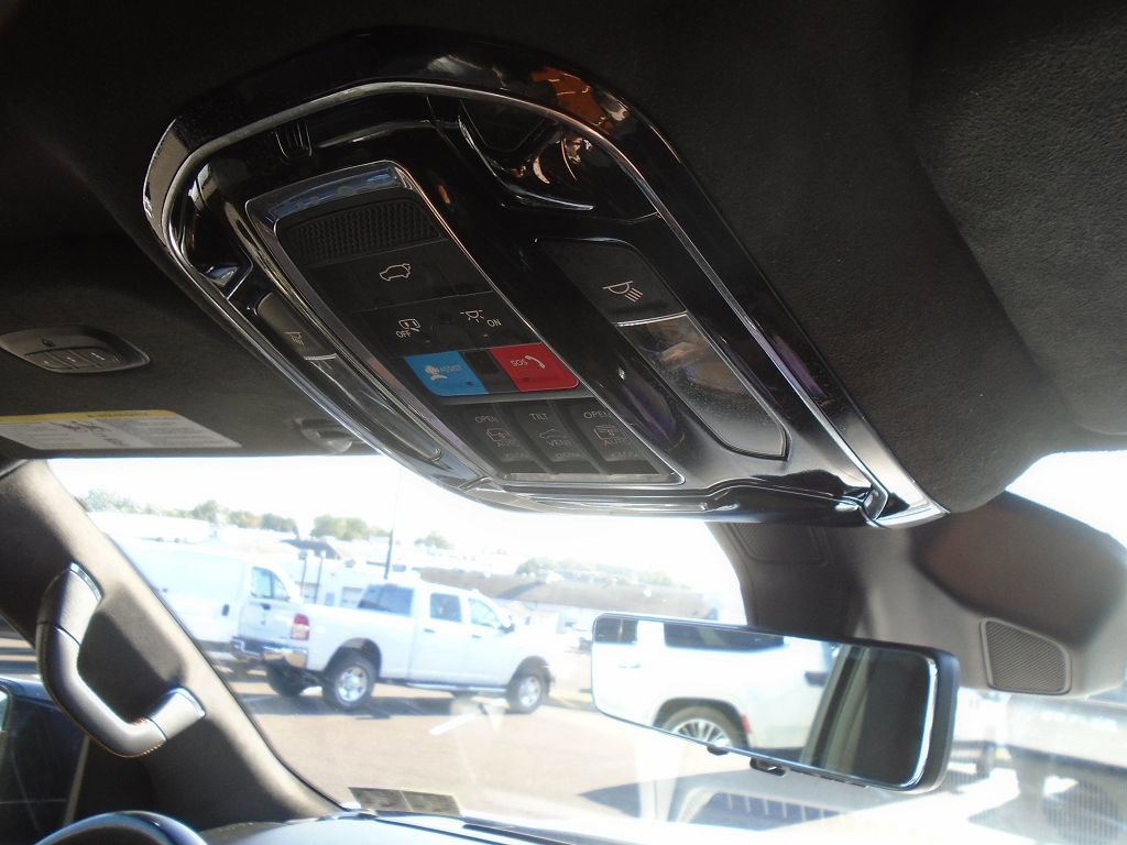 Used 2024 Jeep Grand Wagoneer L Series III image 28