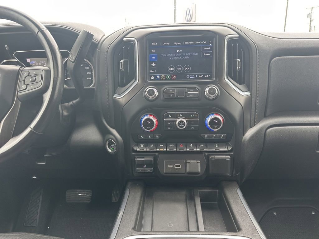 Used 2022 GMC Sierra 2500 AT4 w/ AT4 Premium Plus Package AWD/4WD image 23