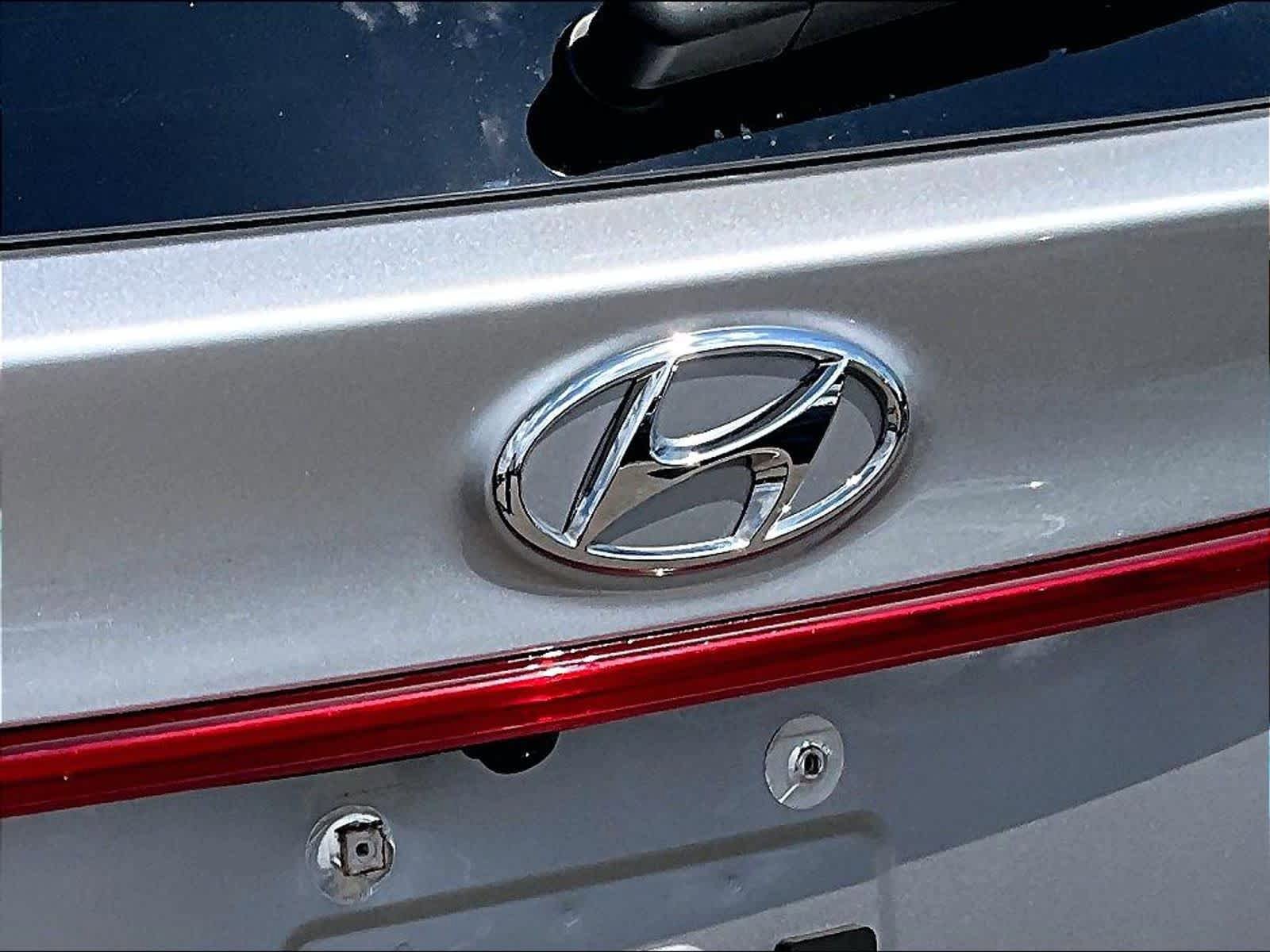 Used 2023 Hyundai Santa Fe SEL w/ Cargo Package AWD/4WD image 27