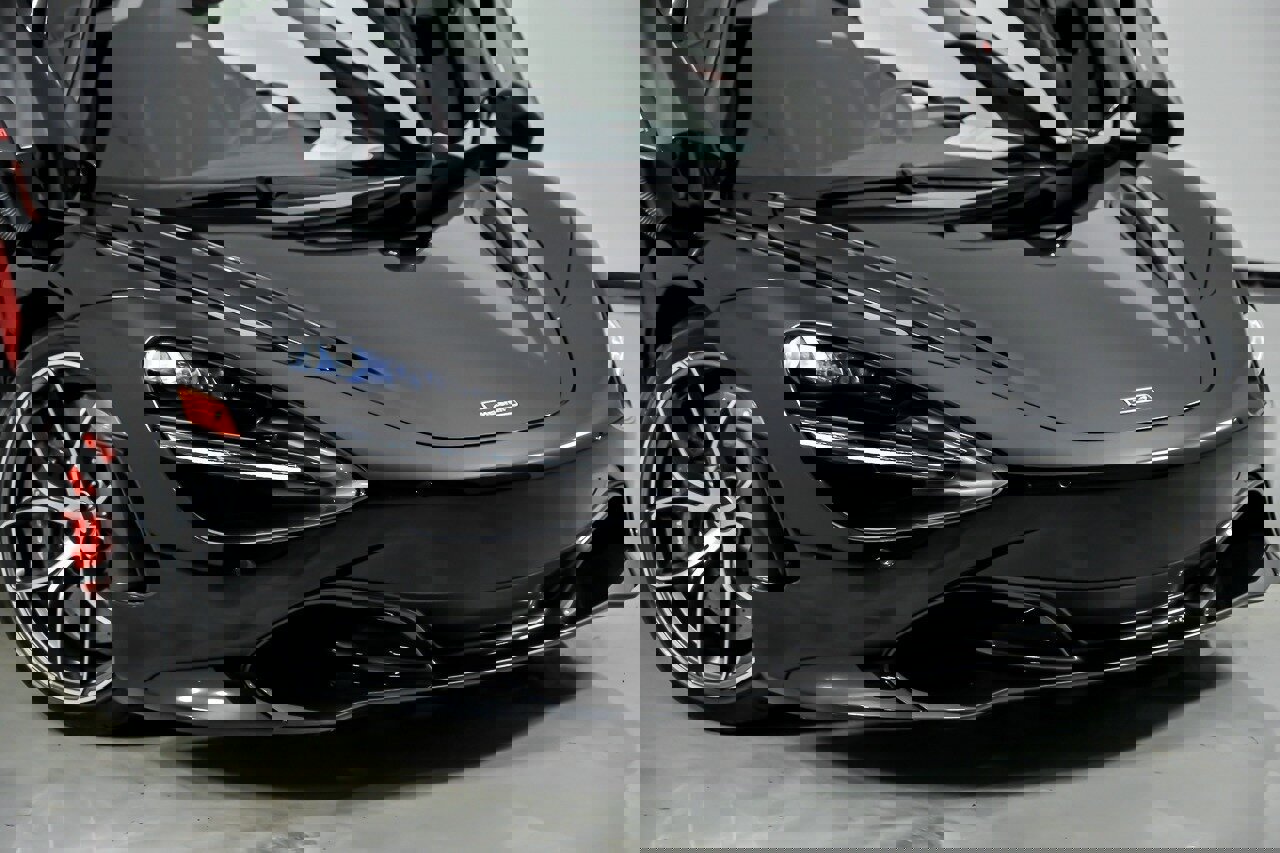 Used 2022 McLaren 720S image 3