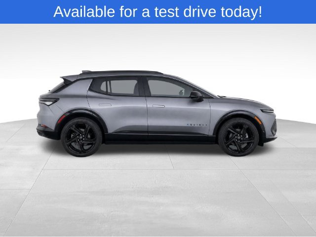 Used 2024 Chevrolet Equinox EV LT FWD image 3