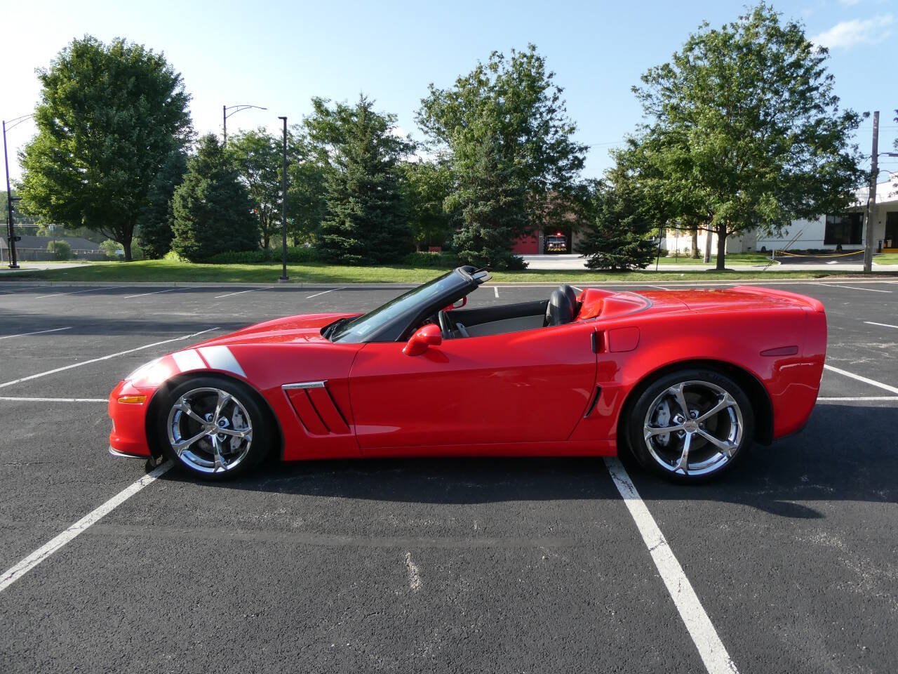 Used 2010 Chevrolet Corvette Grand Sport w/ Preferred Equipment Group RWD image 15