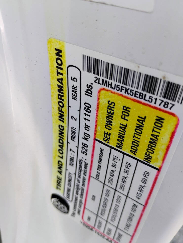 Used 2014 Lincoln MKT FWD image 14