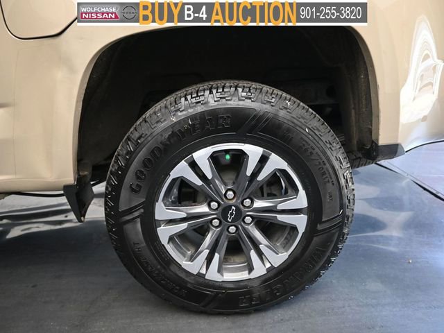 Used 2022 Chevrolet Colorado Z71 AWD/4WD image 14