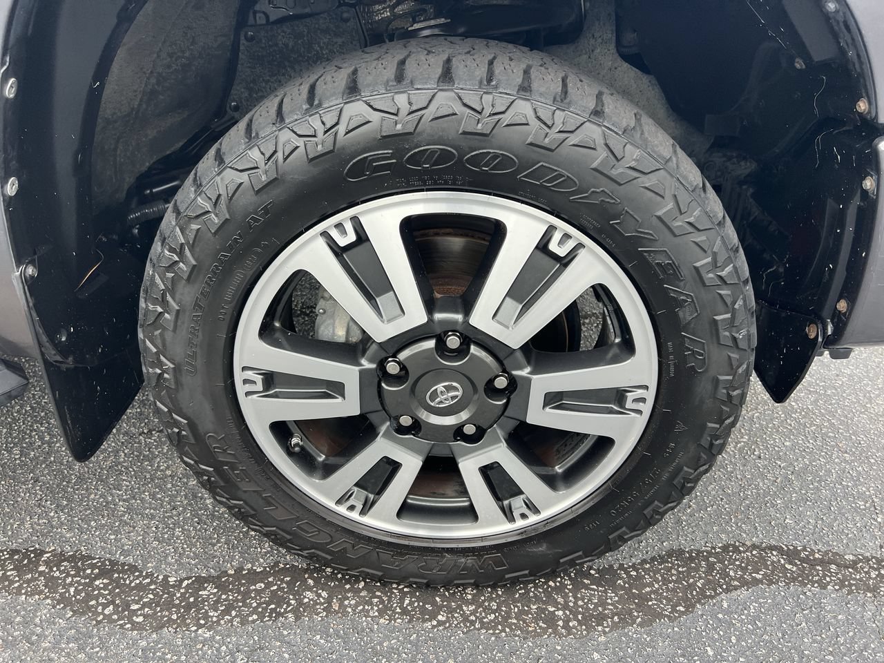 Used 2019 Toyota Tundra SR5 w/ TRD Sport Package AWD/4WD image 13