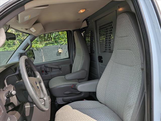 Used 2023 Chevrolet Express 2500 w/ Driver Convenience Package RWD image 23