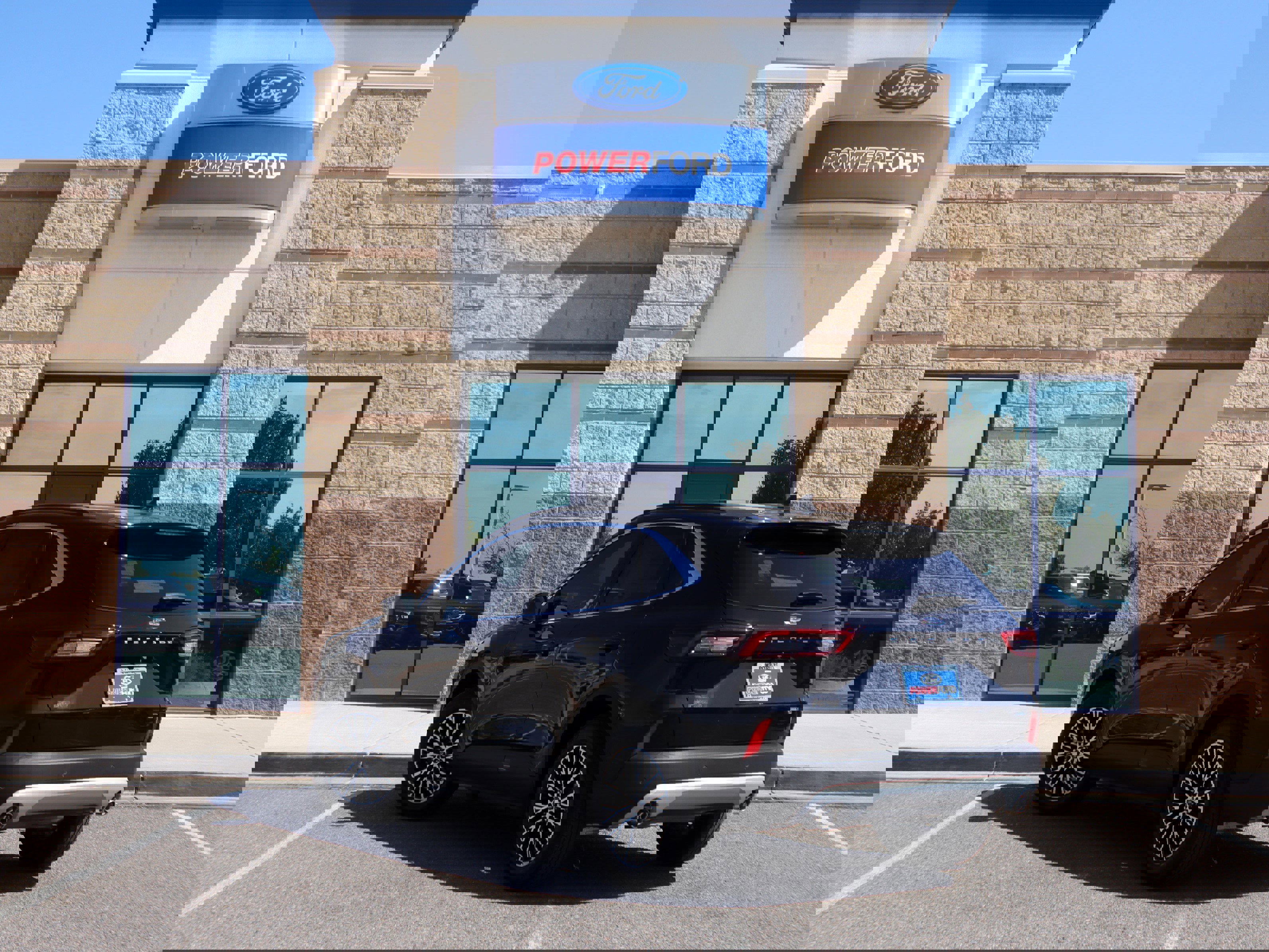 New 2025 Ford Escape SE w/ PHEV Premium Package image 8