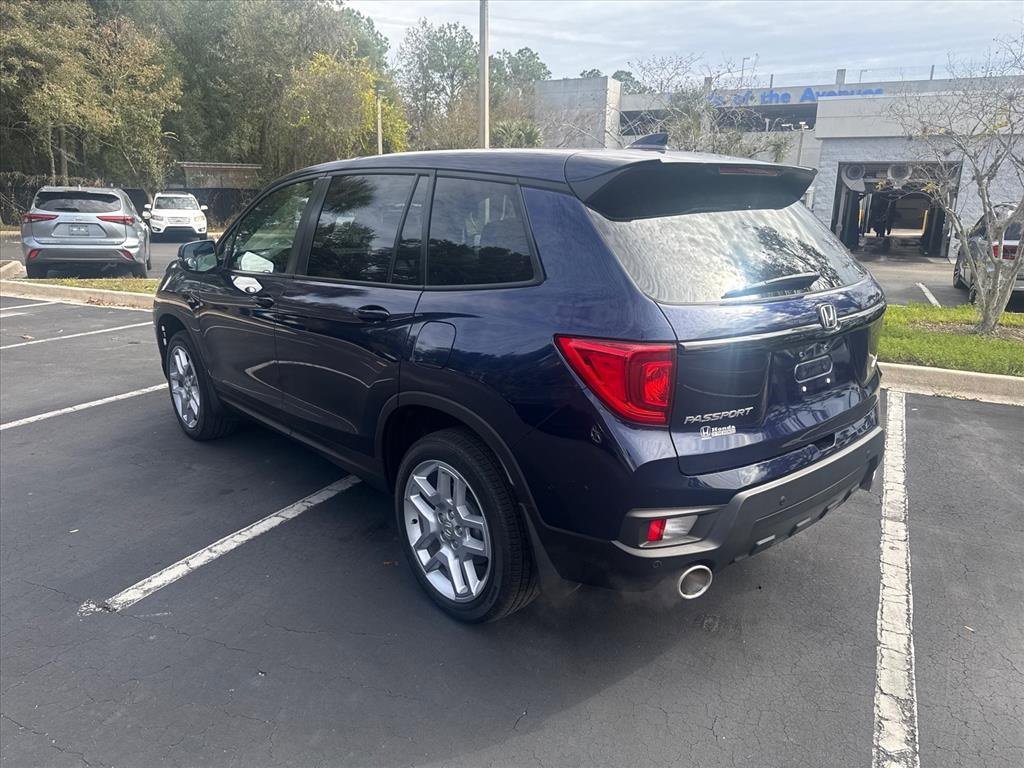 Used 2025 Honda Passport EX-L image 7