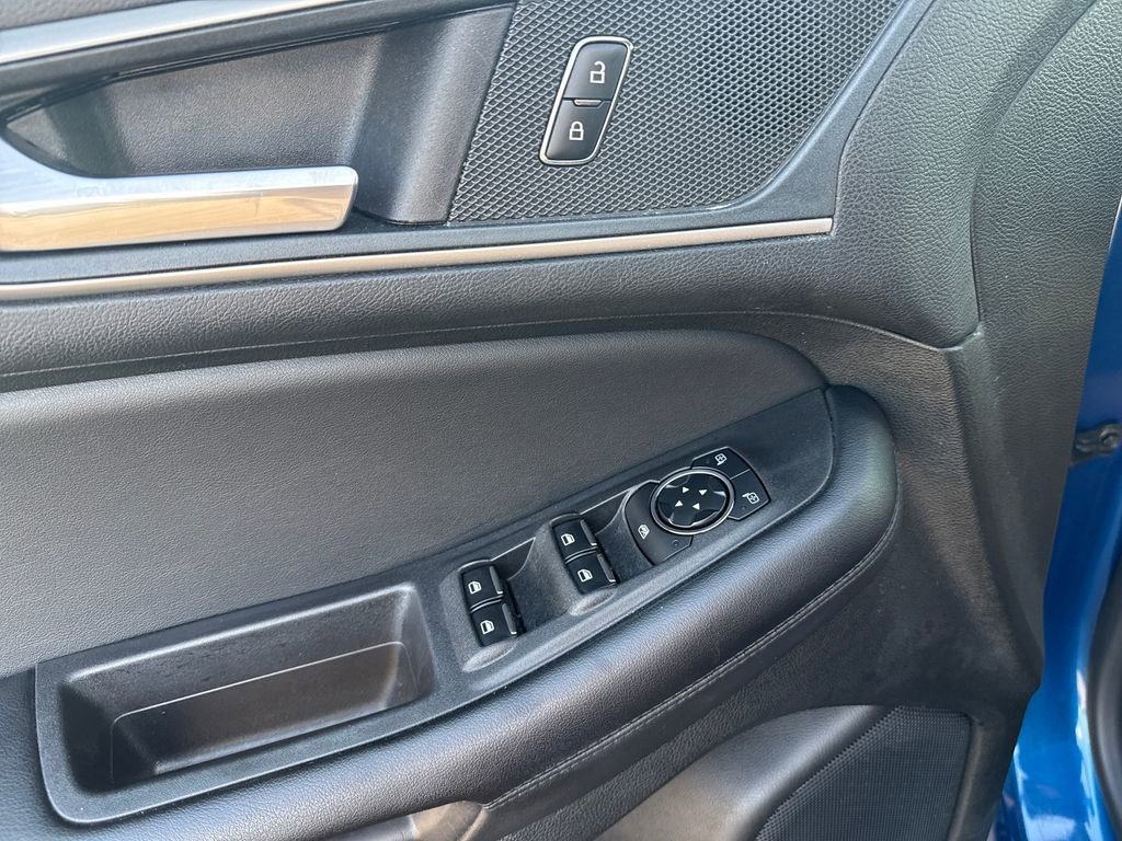 Used 2024 Ford Edge SEL AWD/4WD image 18