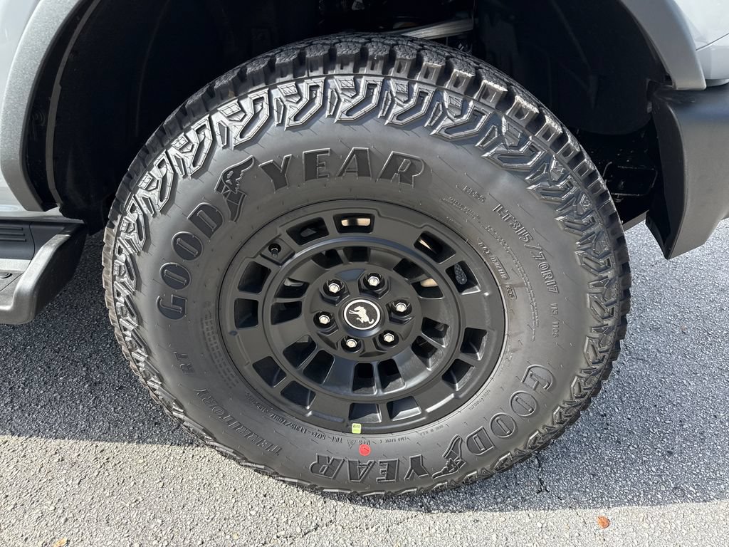 New 2026 Ford Bronco Outer Banks w/ Sasquatch Package AWD/4WD image 11